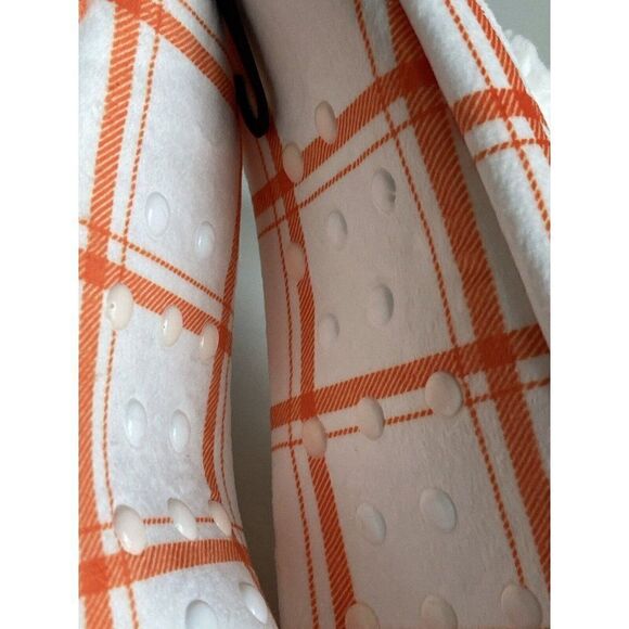 Peanuts Snoopy Ghost Halloween Snuggle Toes Slipper Socks Sz 4-10 Super Soft NEW - Picture 5 of 7